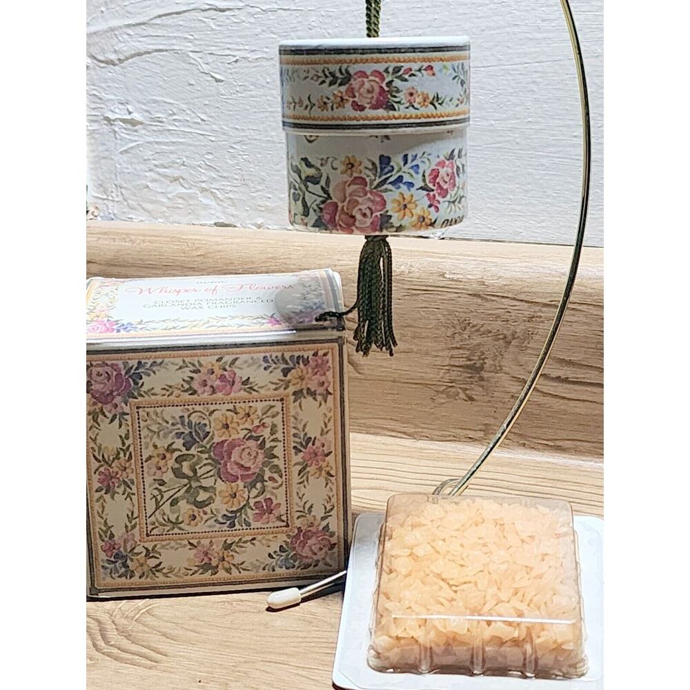 Vintage 1980 Avon Whisper of Flowers Closet Pomander Garlandia Wax Chips NOS